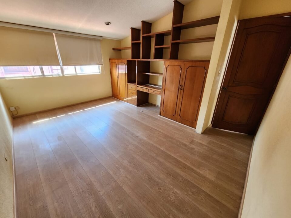 WhatsApp Image 2023-04-24 at 11.45.58 AM